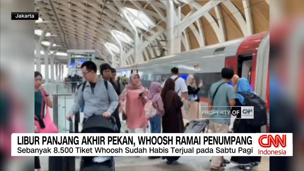 VIDEO: Libur Panjang, Whoosh Dipadati Penumpang