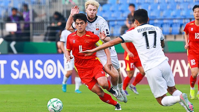 Timnas Vietnam U-23 tidak akan menerima hadiah uang meski lolos semifinal Piala Asia U-23 2026. VFF mengonfirmasi aturan tersebut.