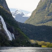 6 Air Terjun Terindah di Dunia yang Wajib Masuk Bucket List Liburan