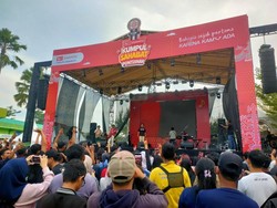 Manggung di Pontianak, Rian DMasiv Curhat Senang Bisa Ngopi di Asiang