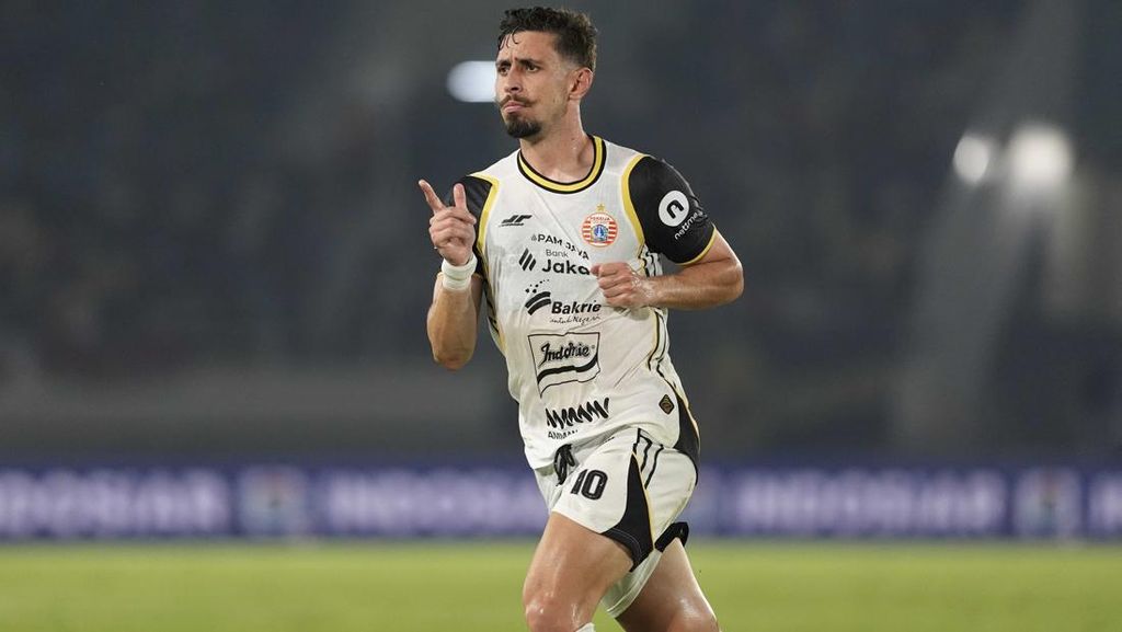 Persija Resmi Lepas Gustavo Franca