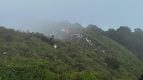 KNKT: Pesawat ATR 42-500 Tabrak Lereng Gunung Bulusaraung