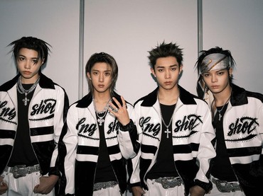 Lirik Lagu Moonwalkin' - LNGSHOT