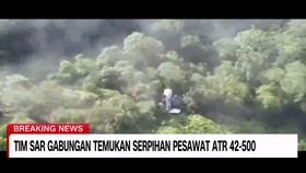 VIDEO: Tim SAR Gabungan Temukan Serpihan ATR 42-500