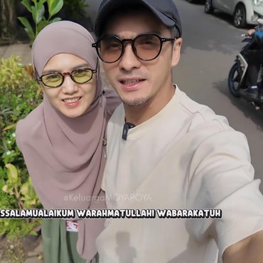 Potret Kebersamaan Ricky Harun dan Herfiza di Tengah Isu Karaoke Bareng LC
