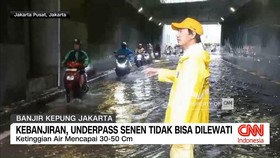 VIDEO: Underpass Senen Tak Bisa Dilalui Akibat Banjir