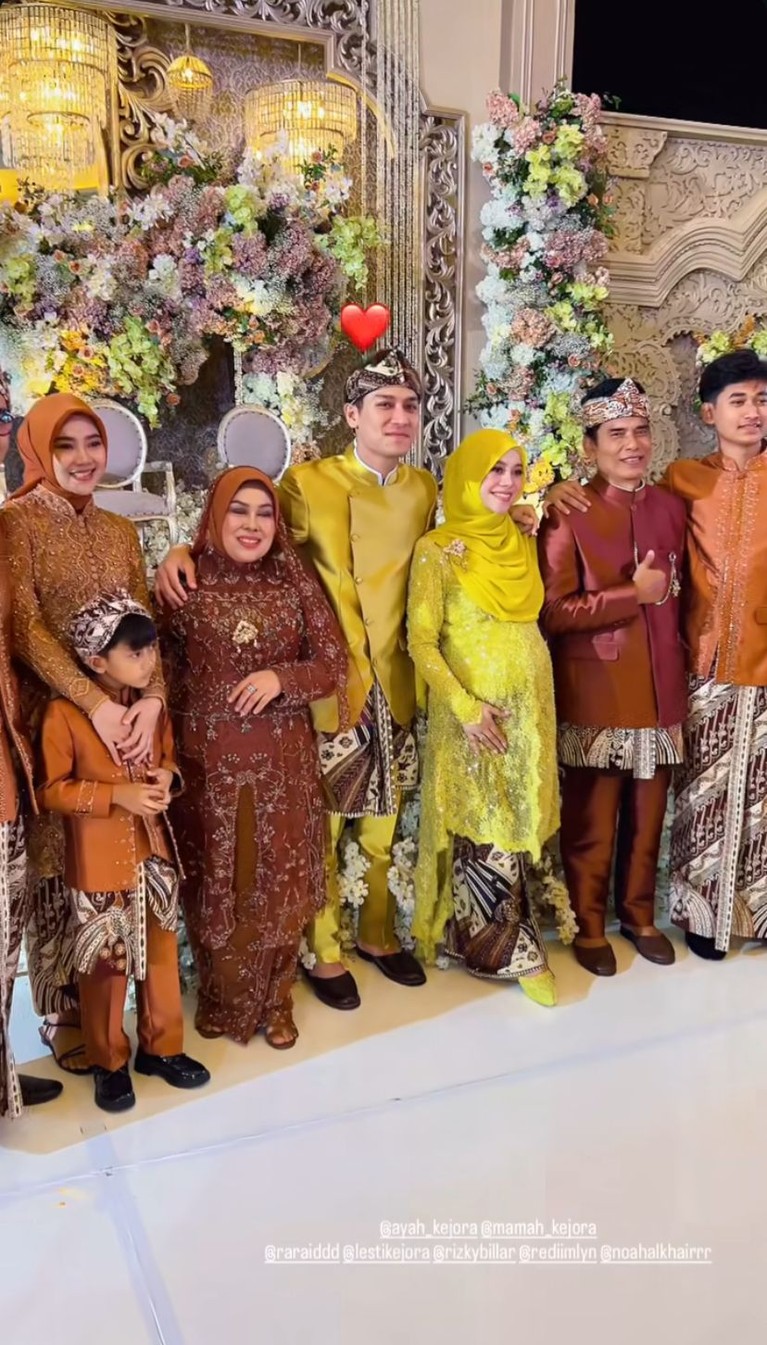 Acara Gender Reveal Anak Lesti Kejora dan Rizky Billar