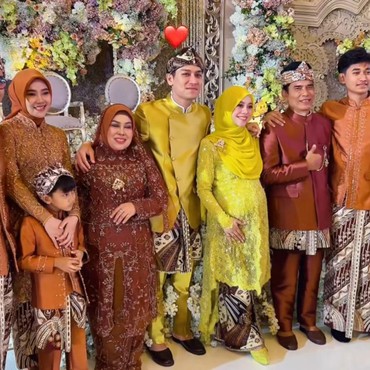 7 Momen Lesti Kejora & Rizky Billar Umumkan Jenis Kelamin Anak Ketiga