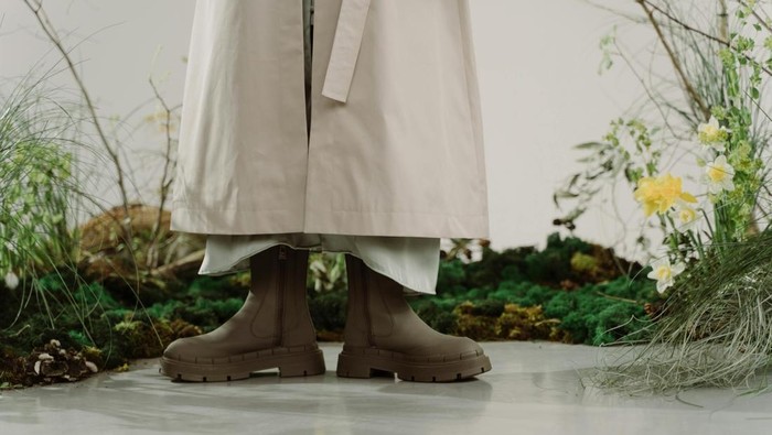 Deretan Sepatu yang Gampang Dibersihkan, Cocok Buat Musim Hujan