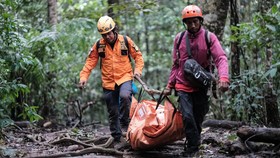 Basarnas Kejar Golden Time Pencarian Korban Pesawat ATR di Bulusaraung