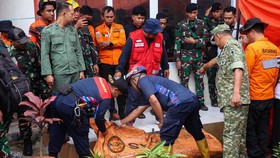 Update Pesawat Jatuh di Sulsel: 2 Korban Ditemukan, Smartwatch Aktif