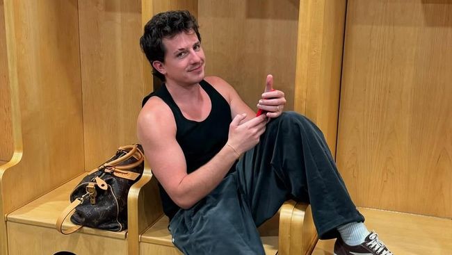 Lirik Lagu Beat Yourself Up - Charlie Puth