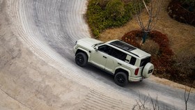 Masuk Indonesia, Denza B5 Masih Studi Respons Pasar