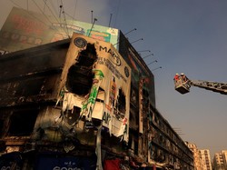 Video Korban Tewas Kebakaran Mal di Pakistan Menjadi 50 Orang