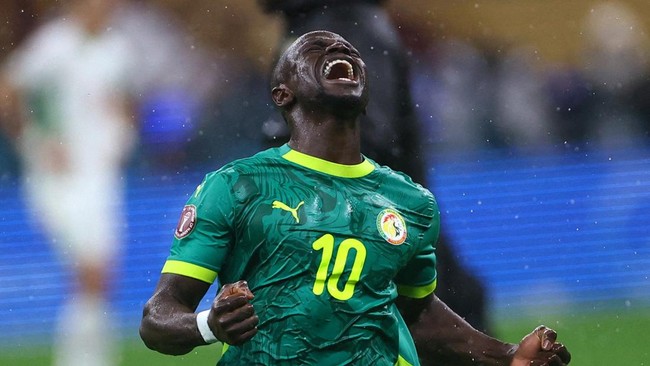 Soccer Football - CAF Africa Cup of Nations - Morocco 2025 - Final - Senegal v Morocco - Prince Moulay Abdellah Stadium, Rabat, Morocco - January 18, 2026 Senegal's Sadio Mane celebrates after winning the CAF Africa Cup of Nations REUTERS/Siphiwe Sib
