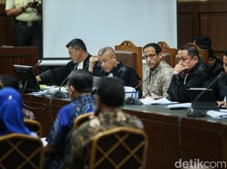 Video Saksi Ungkap Kebijakan Nadiem Ibarat Kopi Hitam yang Sudah Diramu