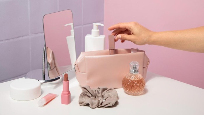 5 Produk Kecantikan yang Tidak Boleh Disimpan di Kamar Mandi