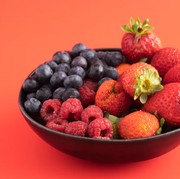 6 Buah yang Bantu Turunkan Risiko Terkena Penyakit Ginjal