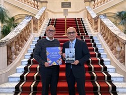 Buku Rasa Bhayangkara Nusantara Terbit dalam Bahasa Inggris, Diberikan ke Dubes