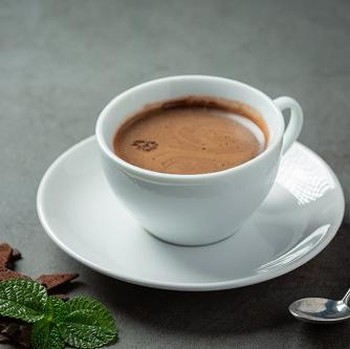 6 Manfaat Minum Cokelat Panas untuk Kesehatan