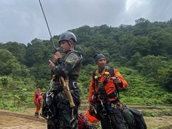 Jenazah Pertama Korban ATR 42-500 Tiba di Maros, Segera Dibawa ke Makassar