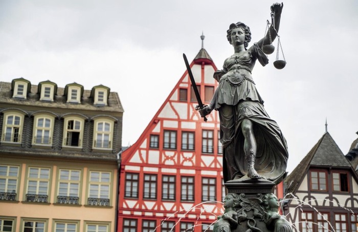 Jerman adalah negara yang menawarkan biaya kuliah yang terjangkau, pendidikannya berkualitas, dan biaya hidup cukup rendah./ Foto: Freepik.com/frimufilms