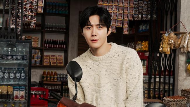 Tantangan Kim Seon Ho Perankan Joo Ho Jin di Drakor Can This Love Be Translated?