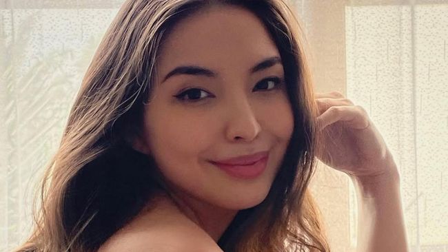 Manohara Odelia Pinot viral setelah mengaku ibunya sudah sejak lama terlibat dengan ilmu hitam.