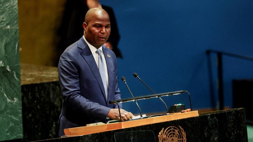 Negaranya Banjir Bandang, Presiden Mozambik Batal ke Forum Davos