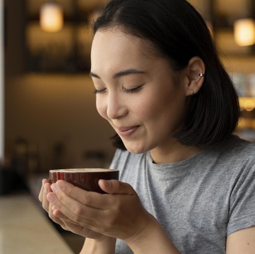 8 Tips Minum Kopi yang Harus Diperhatikan Penderita Asam Lambung