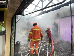 Rumah Makan Padang Widia Minang di Kembaran Banyumas Kebakaran