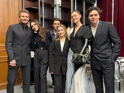 Victoria Beckham Buka Suara Soal Brooklyn: Kami Berusaha Jadi Orang Tua Terbaik