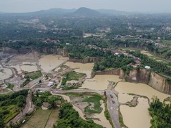 Sekda Banten Ungkap Lebih Besar Dana Perbaikan Jalan Dibanding Pajak Tambang