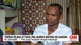 VIDEO: Terpisah Selama 32 Tahun, Pria Ini Akhirnya Bertemu Ibu Kandung