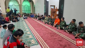 Evakuasi Udara Korban Pesawat ATR 42-500 Sulit, Tim Gelar Doa Bersama