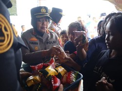 Pengungsi Banjir Bekasi Dikunjungi Wapres, Polri Pastikan Warga Terlayani