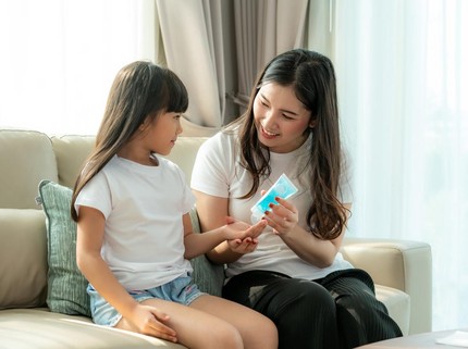 10 Skincare untuk Anak 10 Tahun yang Punya Manfaat Bagus & Aman, Pilih yang Terbaik!
