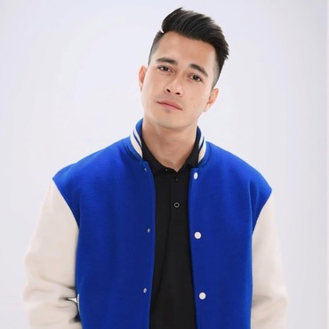 Terpopuler: Kata Eza-Robby soal 'Broken Strings' vs Cindy Yuvia Eks JKT48 Jadi Ibu