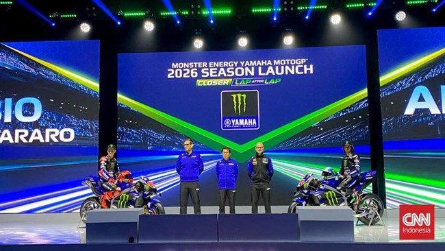 Monster Energy Yamaha Motor Racing memamerkan sepeda motor baru untuk MotoGP 2026 di Hotel Intercontinental, Jakarta, Rabu (21/1).