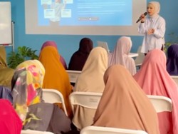 Gaptek Bukan Halangan, Emak-emak Bisa Bisnis Lewat Pasar Muslimah