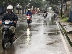 Hujan Guyur Bandung Raya Sejak Subuh, BMKG Ingatkan Potensi Cuaca Ekstrem