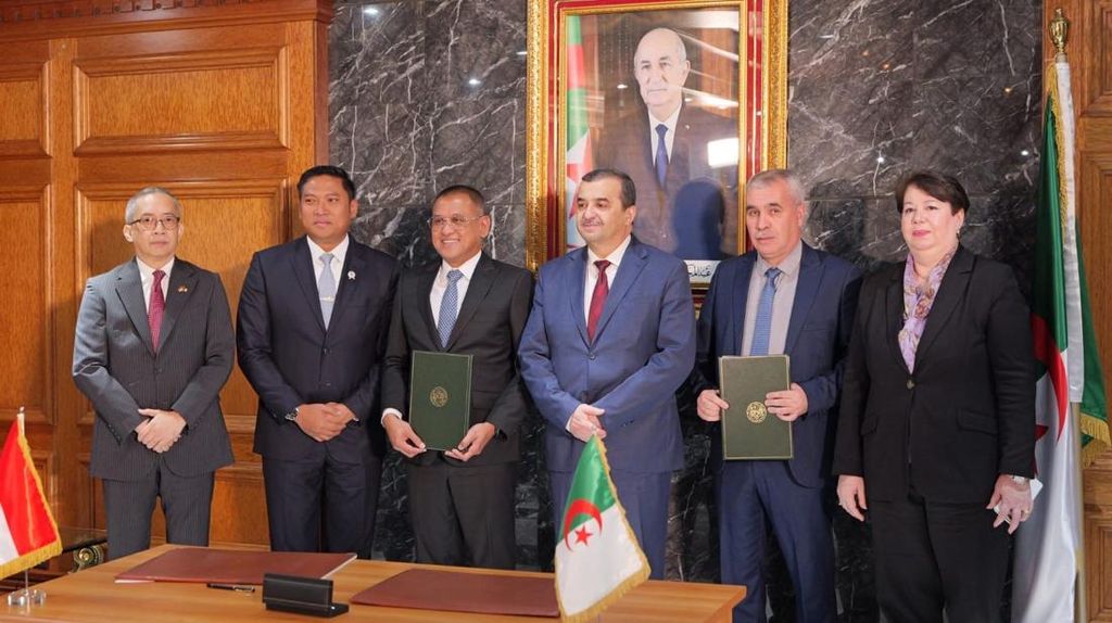 Pupuk Indonesia Gandeng Aljazair, Wamentan Targetkan Pupuk Makin Murah