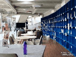 Oase Tenang di Perpustakaan Taman Martha Tiahahu