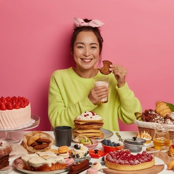 Sulit Lepas dari Makanan Manis? Ini 5 Cara Menghentikan Kecanduan Gula Secara Alami