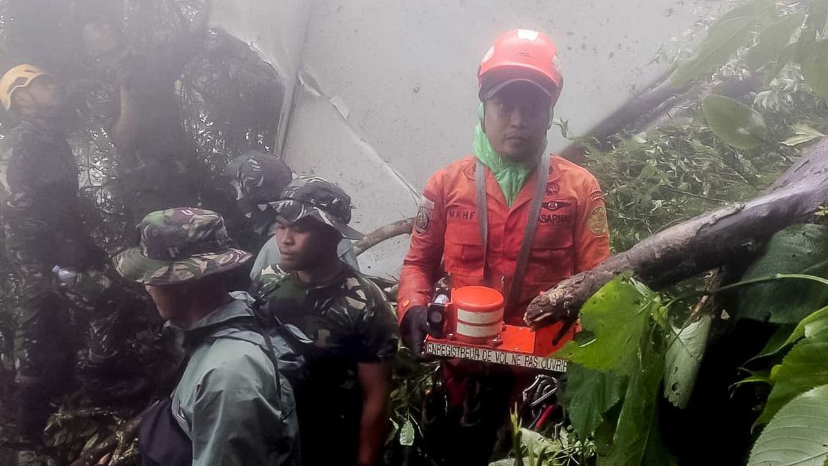 KNKT Mulai Investigasi Penyebab Pesawat ATR Jatuh di Bulusaraung