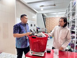 Dari Es Buah, Warga Tanah Karo Sukses Buka Usaha Laundry Express Berkat KUR