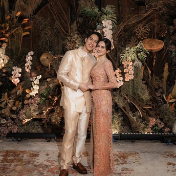 Intip Busana Lamaran Syifa Hadju dan El Rumi, Serba Soft dan Mewah!