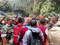 Ribut Tiket Masuk, Pengelola Tumpak Sewu Polisikan Pengurus Coban Sewu!