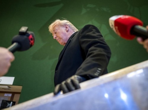 US President Donald Trump speaks during a reception with business leaders on the sidelines of the World Economic Forum (WEF) annual meeting in Davos on January 21, 2026. The World Economic Forum takes place in Davos from January 19 to January 23, 202