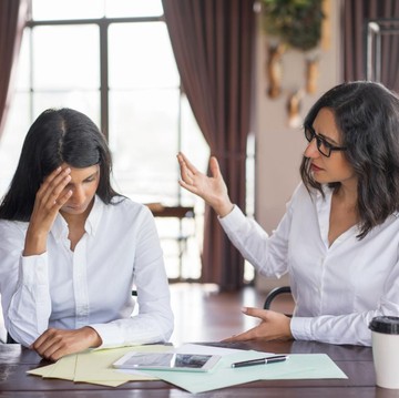 5 Kalimat yang Diucap Orang Kurang Percaya Diri saat Mengobrol, Menurut Ilmu Psikologi